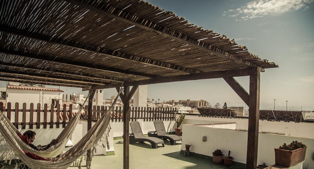 The Melting Pot Tarifa Hostel & Kiteschool エクステリア 写真